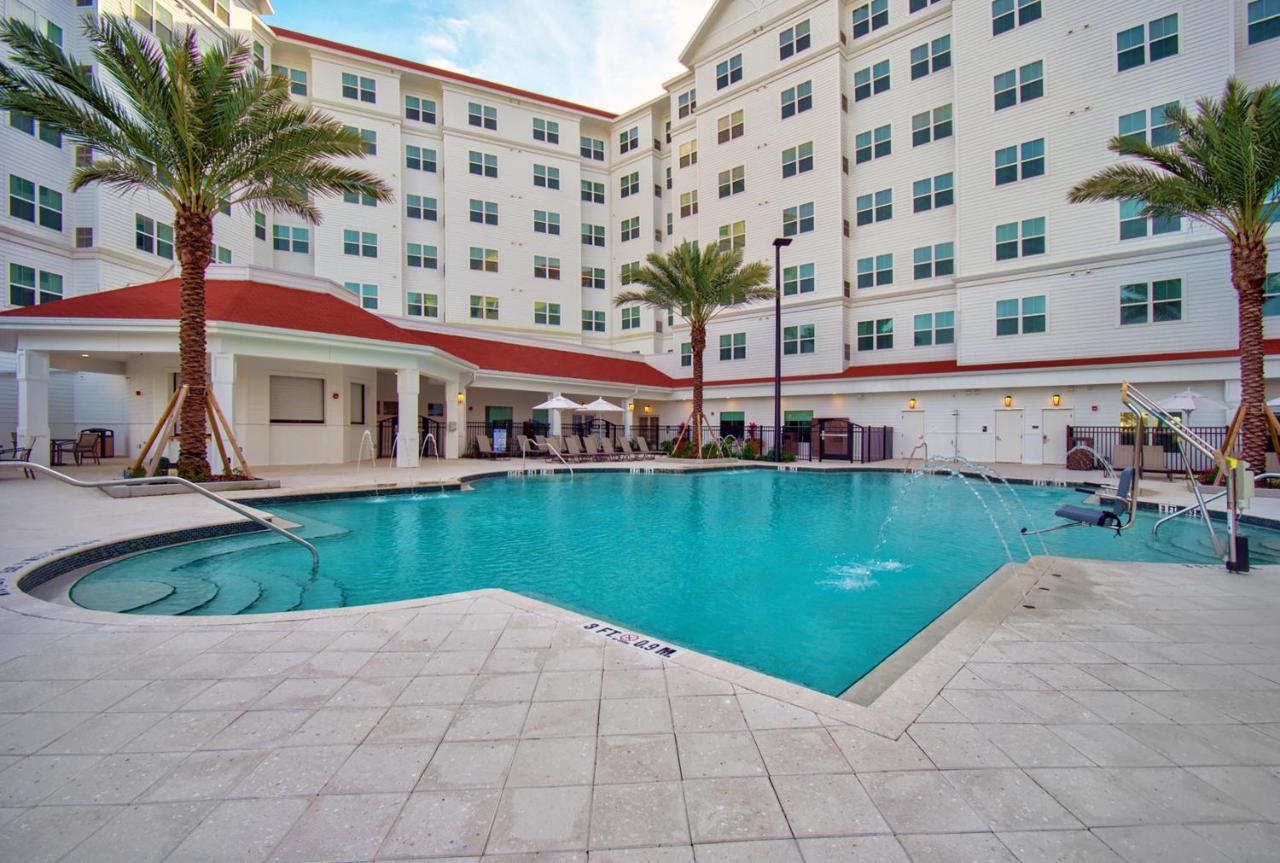 By Marriott Orlando At Flamingo Crossings Town Center Hotel