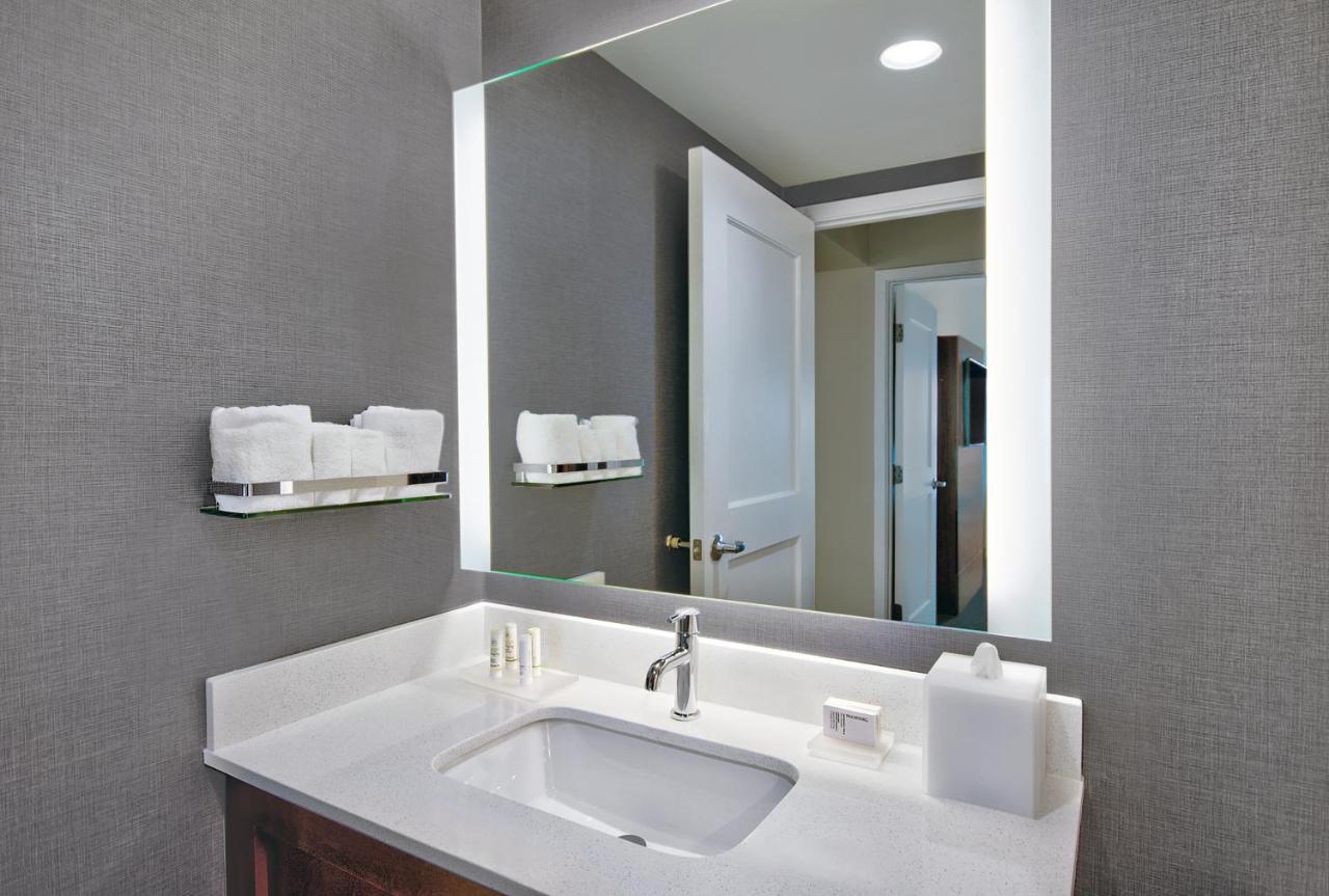 By Marriott Orlando At Flamingo Crossings Town Center