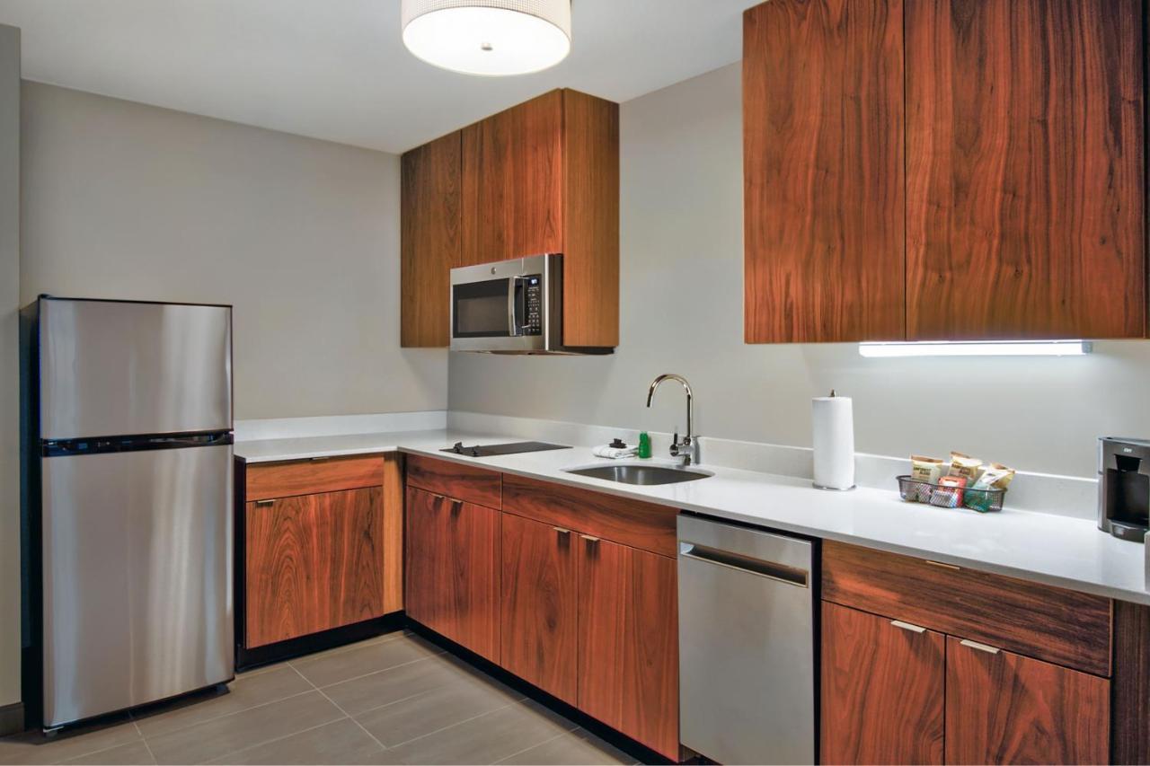 By Marriott Orlando At Flamingo Crossings Town Center Hotel Four Corners