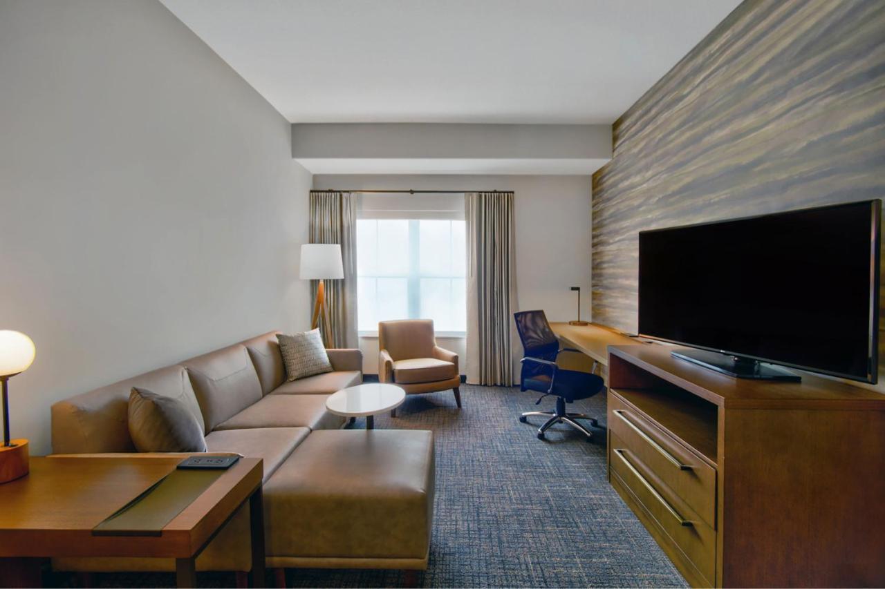 By Marriott Orlando At Flamingo Crossings Town Center 3*